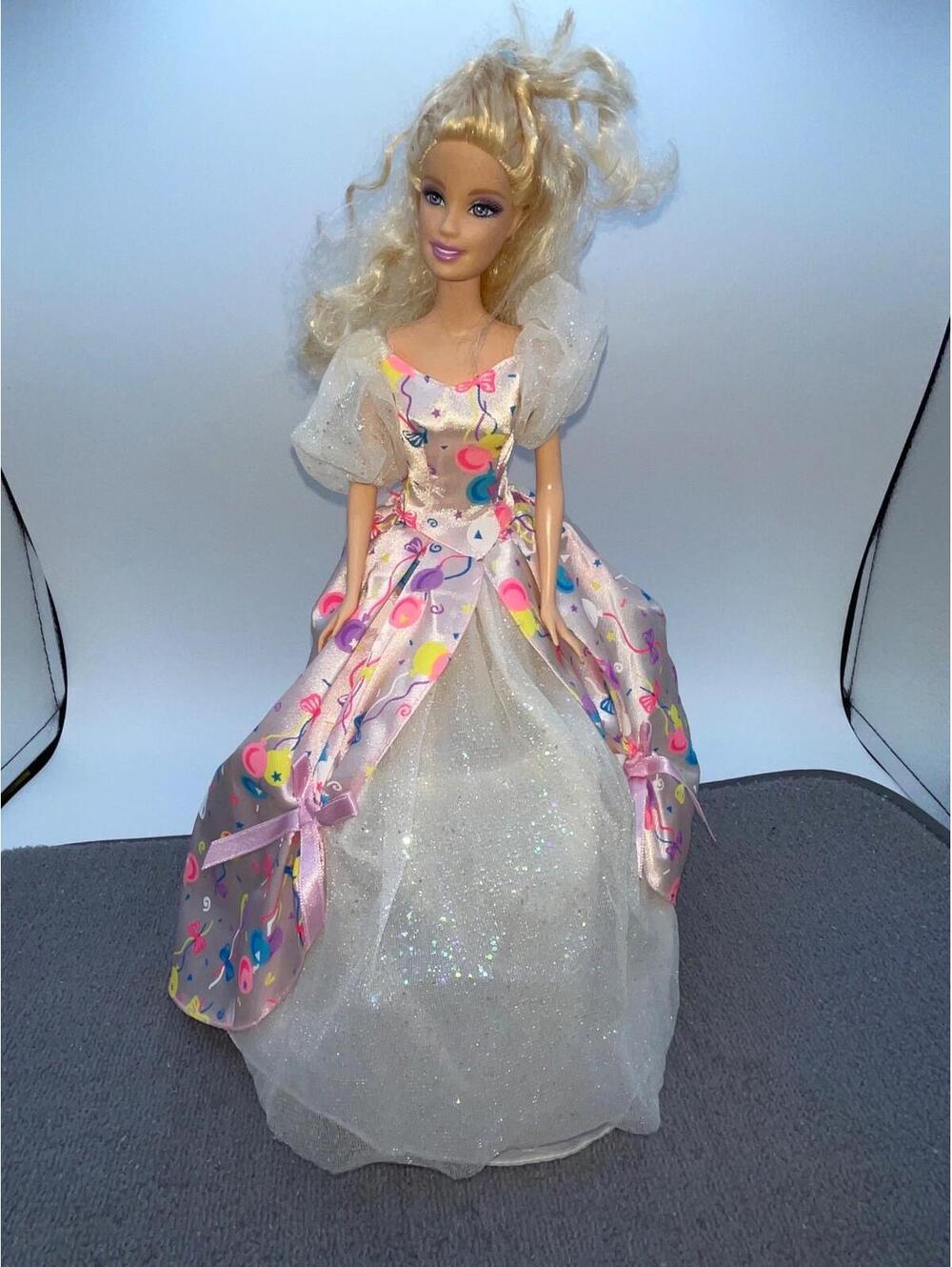 Vtg Barbie Doll Bonde Blue Eyes 1999 Indonesia with 1990's Birthday Dress Pink